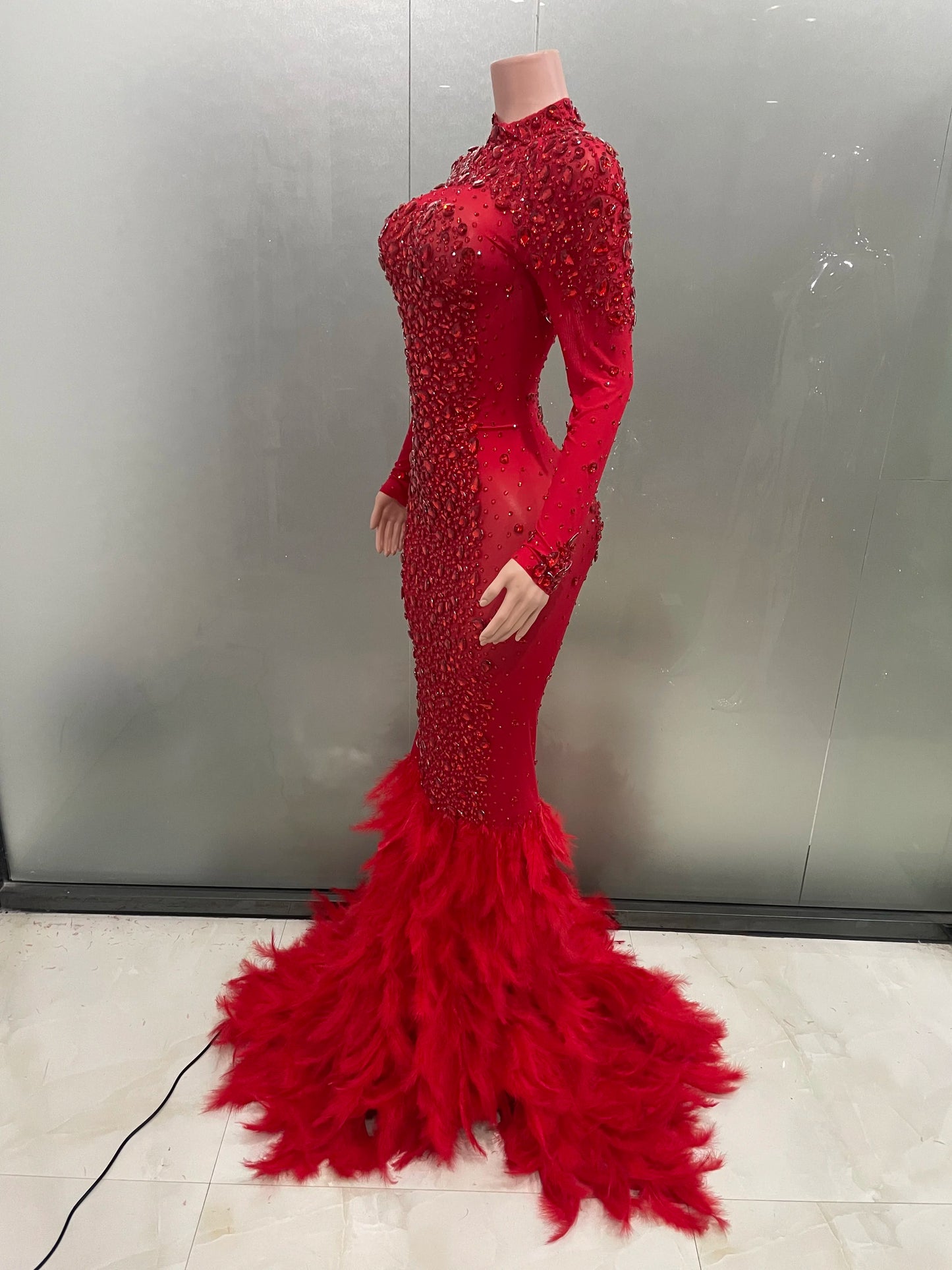 Luxury Sparkling Red Crystals Feathers Mermaid Long Sleeve Maxi Dress Women Formal Occasions Wedding Celebrate Party Prom Gown