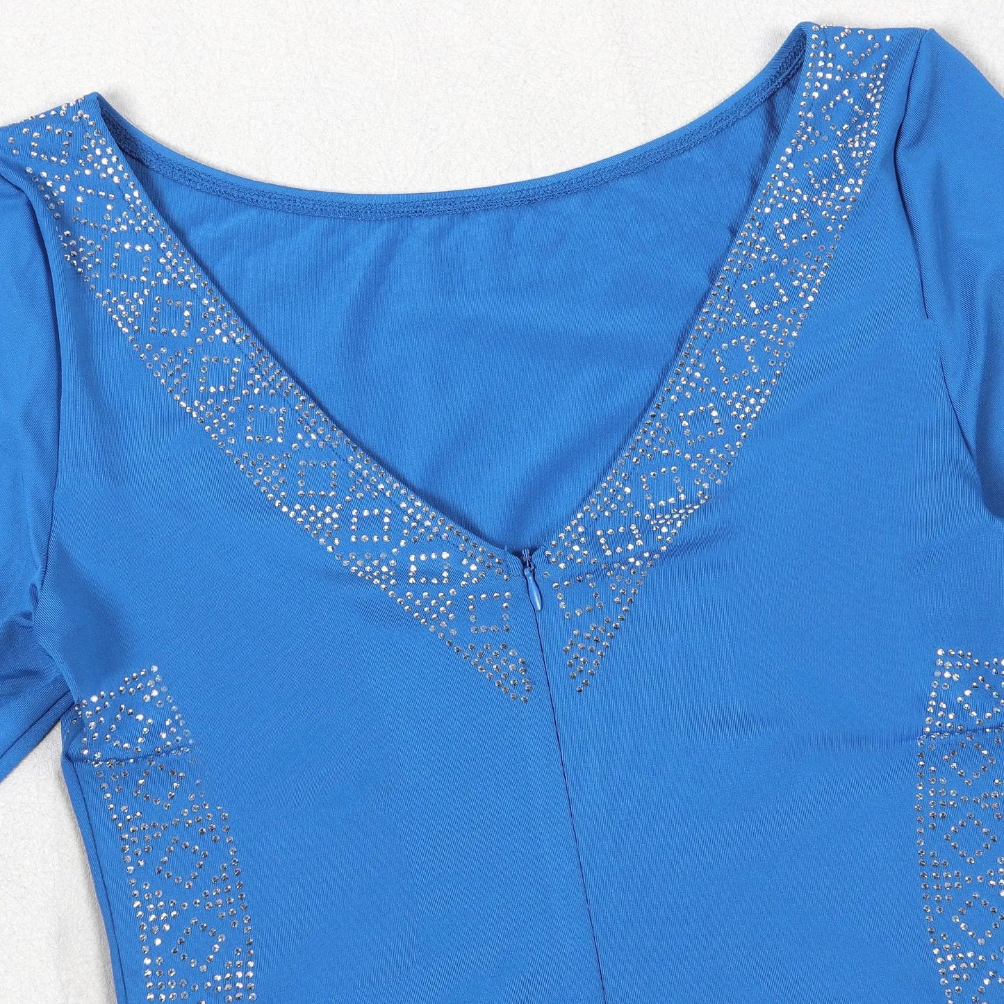 CM.YAYA Women O-neck Elegant Long Flare Sleeve Rhinestones Midi Dress 2025 OL Pencil Streetwear Africa Club Dresses Vestidos