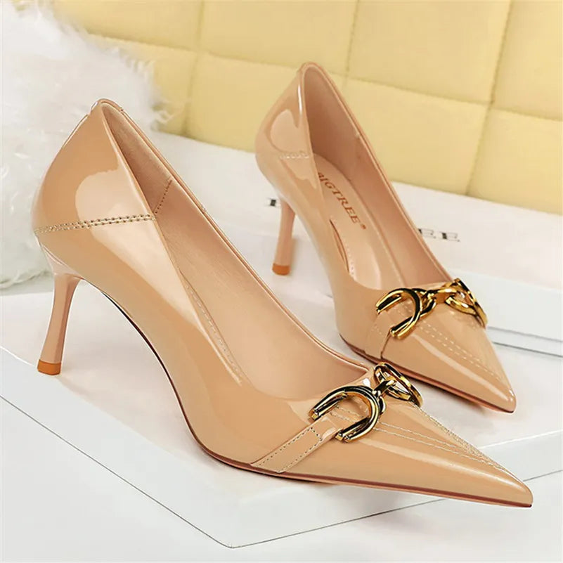 Women 7cm 10cm High Heels Wedding Nude Green Red Pumps Lady Luxury Designer Replica Metal Chain Stiletto Low Heels Fashion Shoes