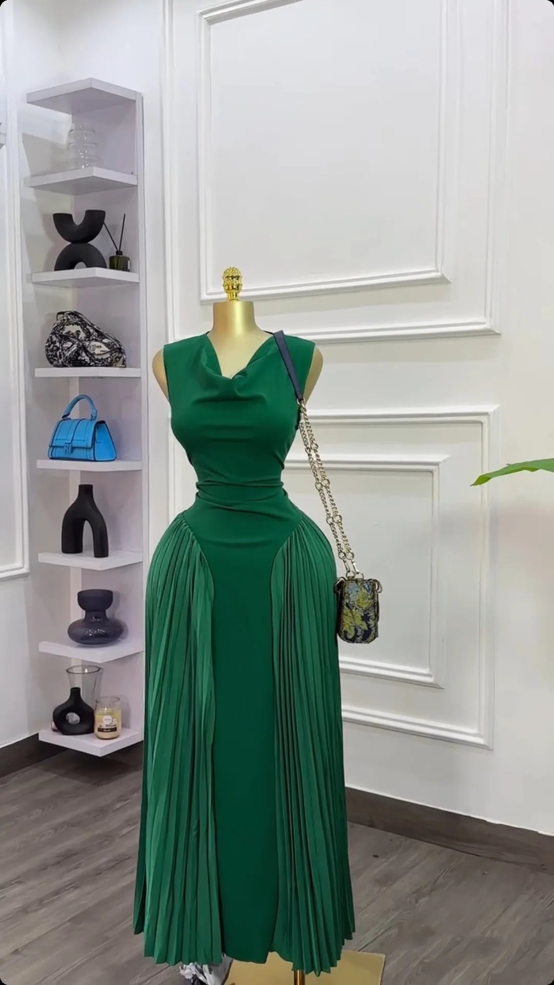 CM.YAYA 2025 Summer Elegant Sleeveless Sweet V-Neck Floor-Length Long Women Dress Beach Party Evening Sexy Pleated Dresses