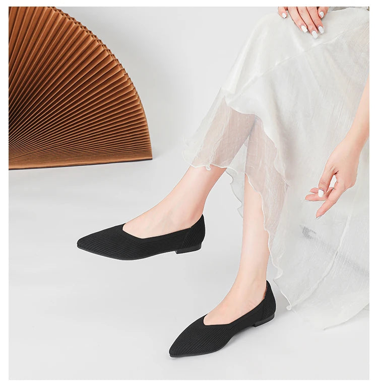 Women's flat shoes with pointed soft knitted sole breathable and comfortable shoes Spring and Autumn 2024 new model