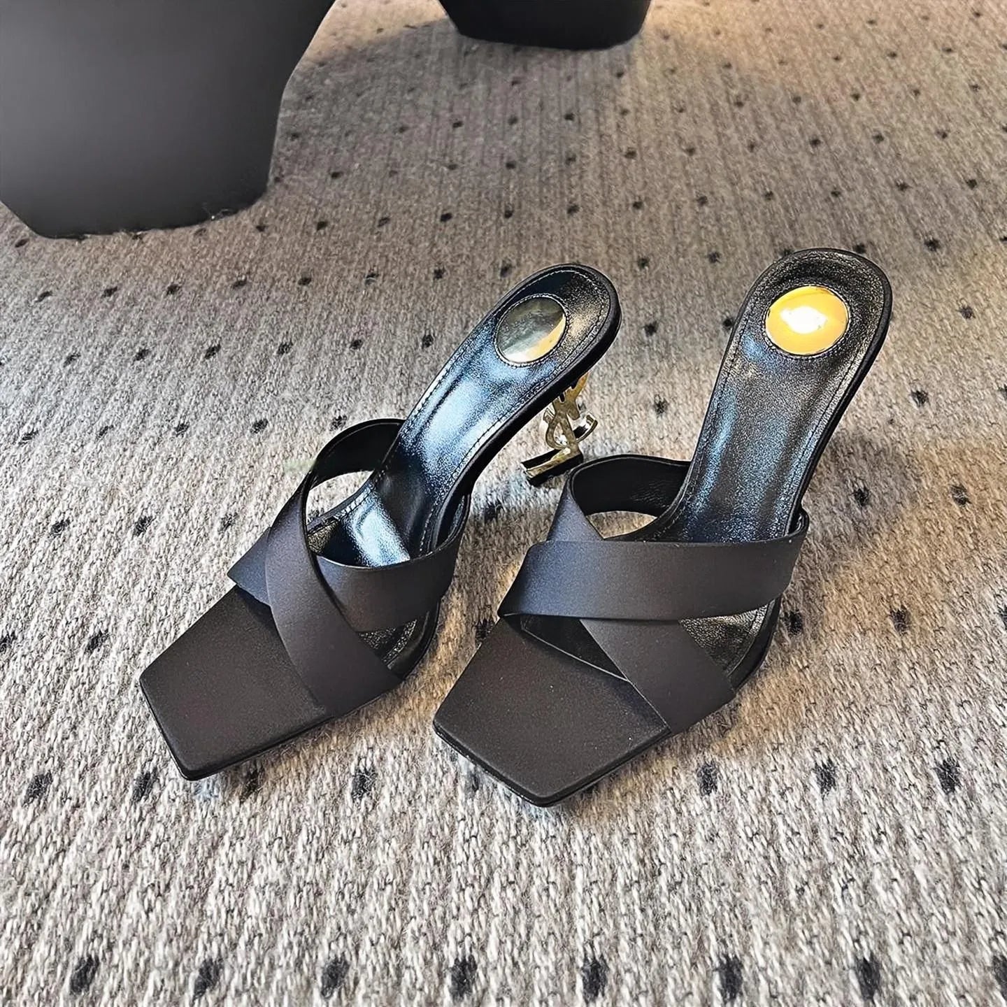 2025 Ladies Summer New Luxury Brand Designer Sexy Pointed Heightening High Heels Elegant Slip-On Party Dress Ladies Sandals