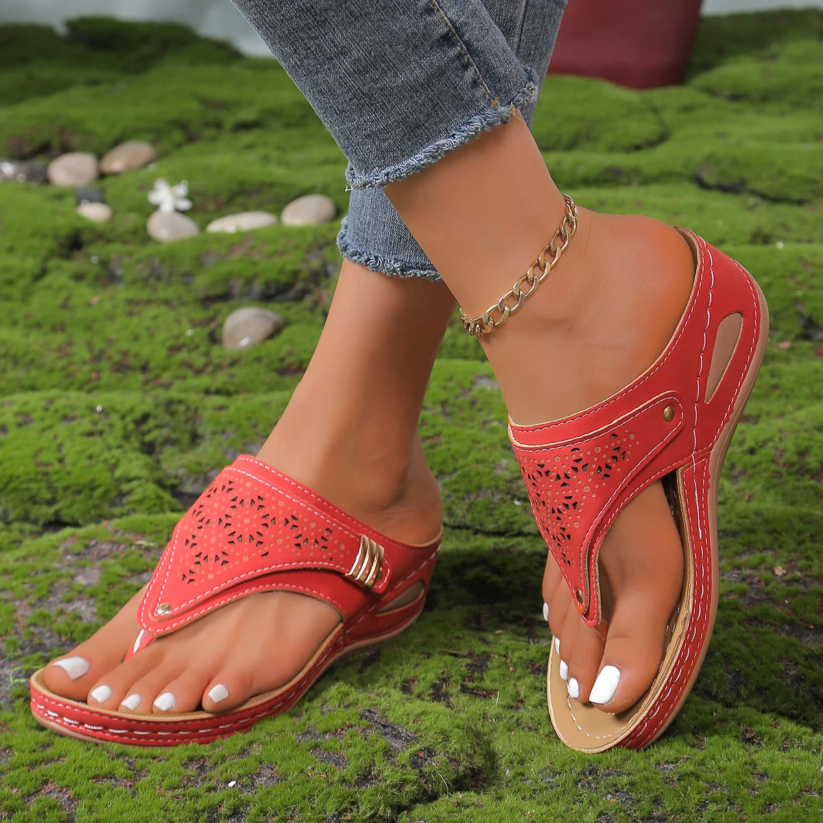 Women Wedge Platform Slippers 2025 Summer New Clip Toe Orthopedic Arch Support Sandals Pu Leather Non-Slip Soft Shoes Flip Flops