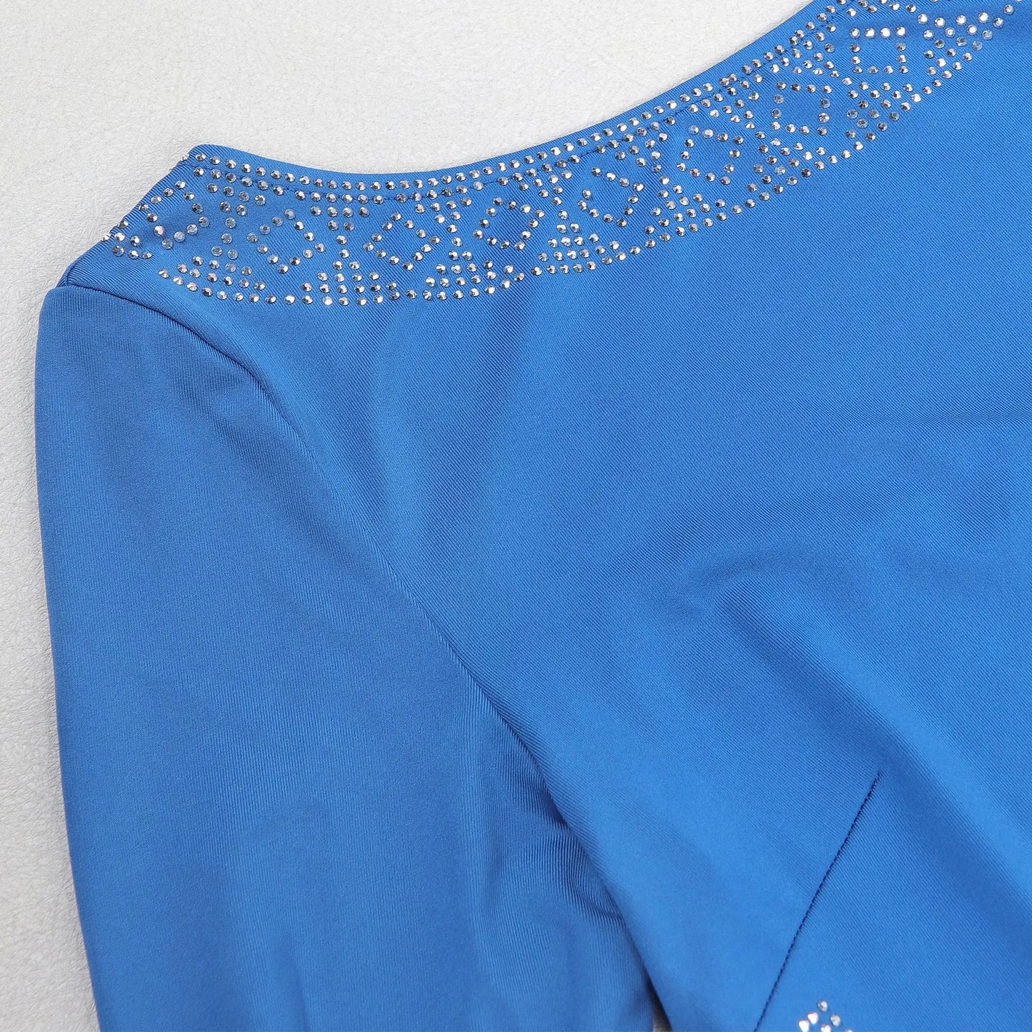 CM.YAYA Women O-neck Elegant Long Flare Sleeve Rhinestones Midi Dress 2025 OL Pencil Streetwear Africa Club Dresses Vestidos