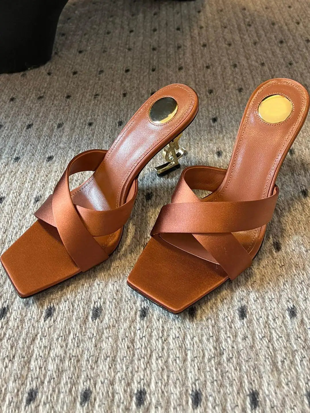 2025 Ladies Summer New Luxury Brand Designer Sexy Pointed Heightening High Heels Elegant Slip-On Party Dress Ladies Sandals