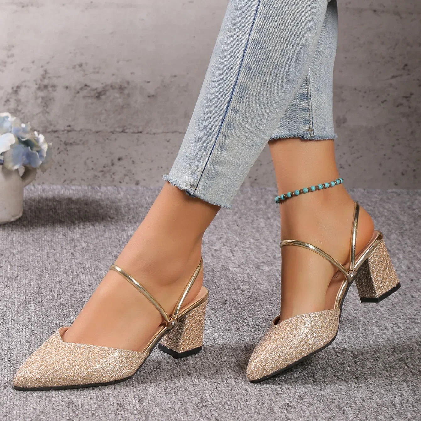 Low Heels Sandals Woman Summer Fashion High Heels Shallow Women Designer Sandals Luxury Shoes for Women Wedding Party Shoes