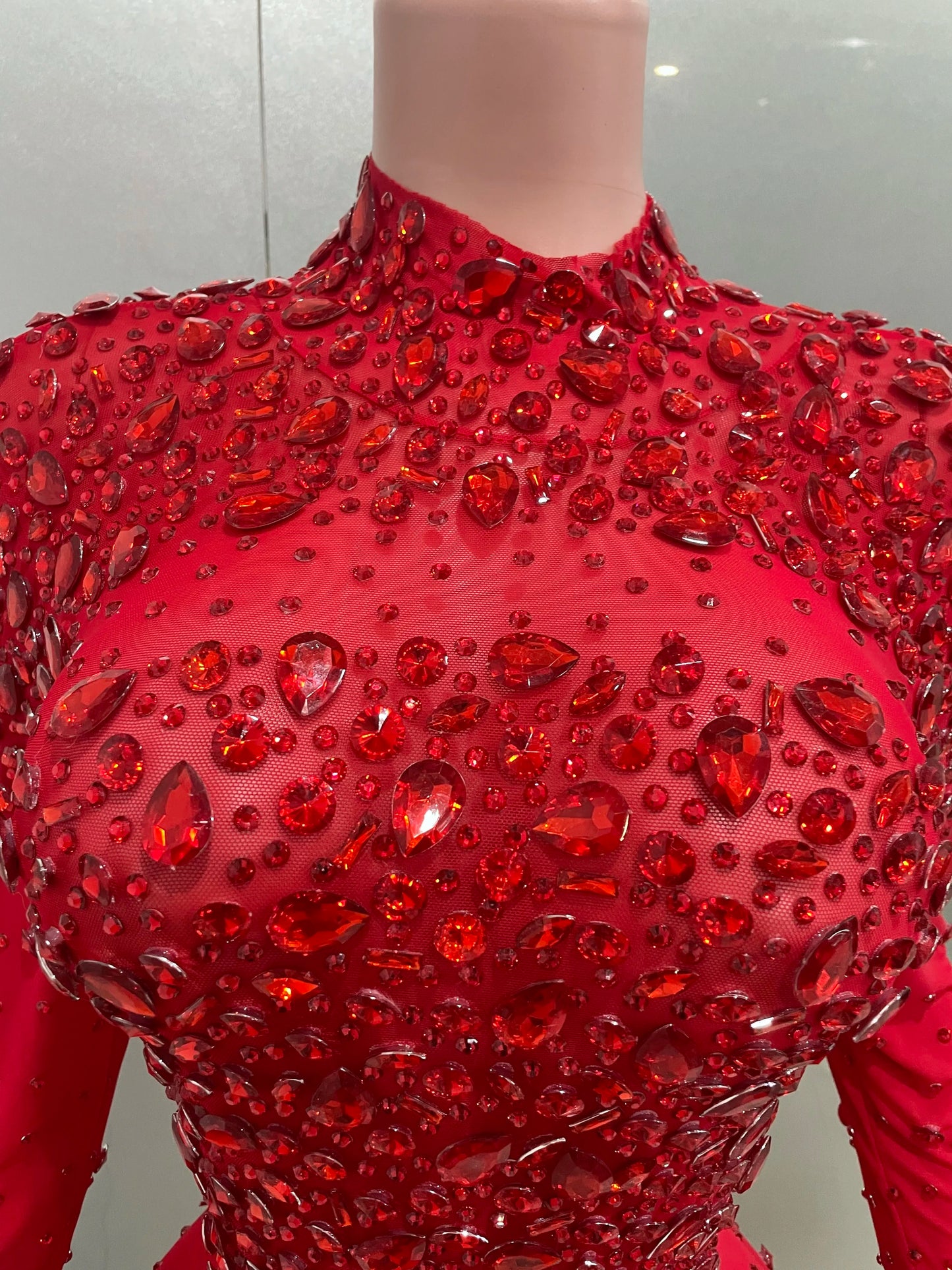 Luxury Sparkling Red Crystals Feathers Mermaid Long Sleeve Maxi Dress Women Formal Occasions Wedding Celebrate Party Prom Gown