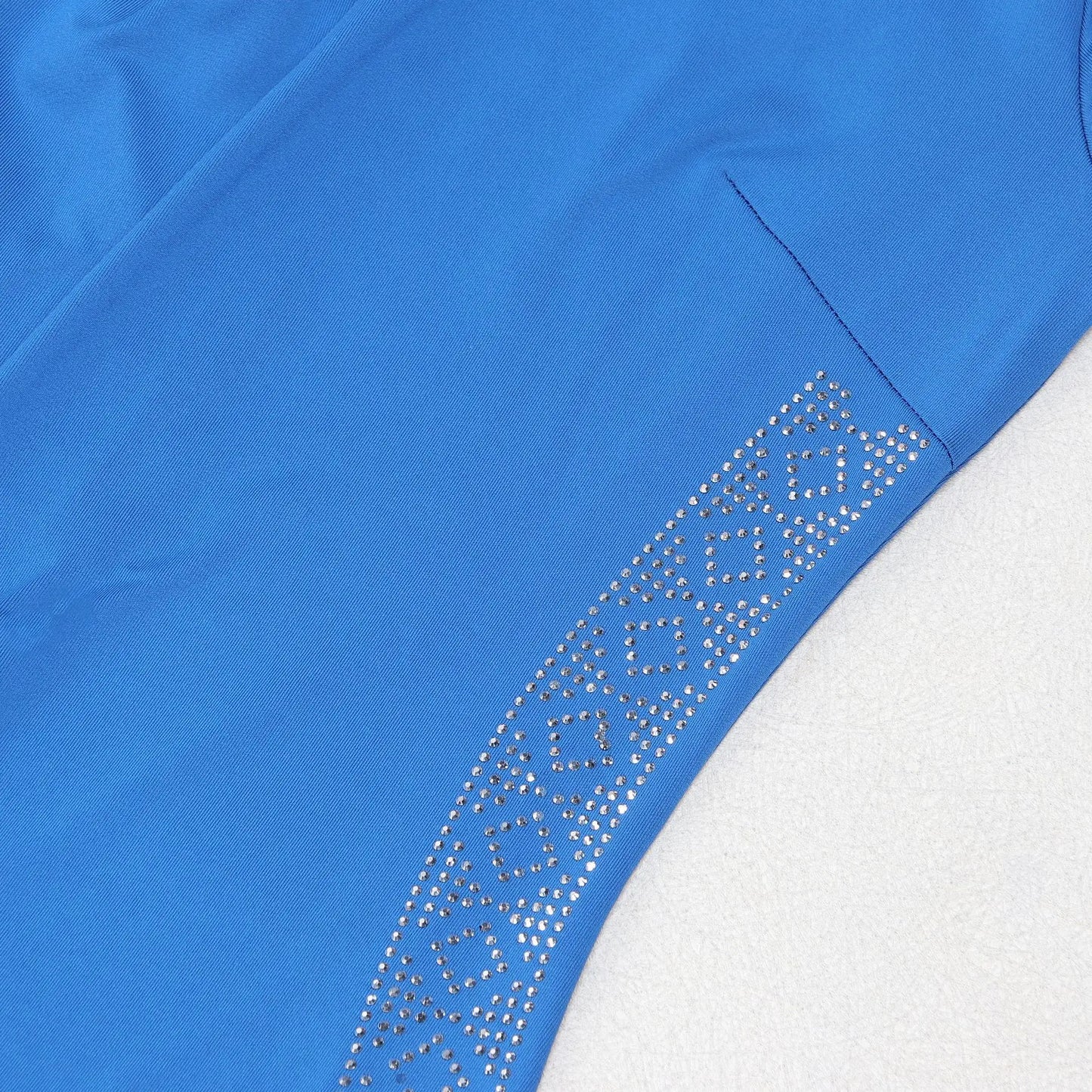 CM.YAYA Women O-neck Elegant Long Flare Sleeve Rhinestones Midi Dress 2025 OL Pencil Streetwear Africa Club Dresses Vestidos