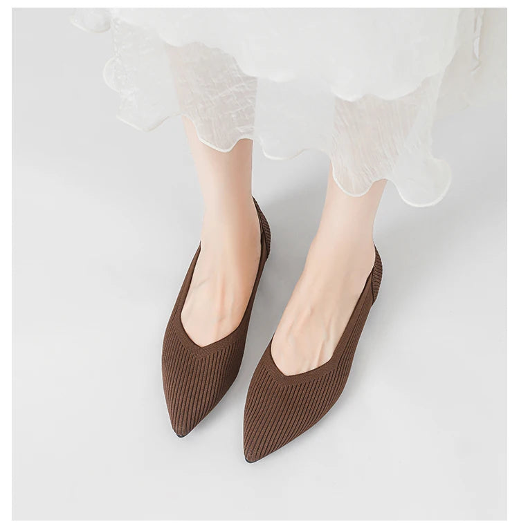 Women's flat shoes with pointed soft knitted sole breathable and comfortable shoes Spring and Autumn 2024 new model