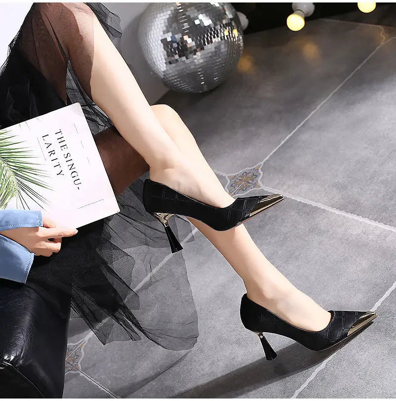2022 New Woman Pink Pumps Luxury Designer Metal Pointed Stiletto Shallow Mouth Single Shoes High Heels Women Green Party Shoes