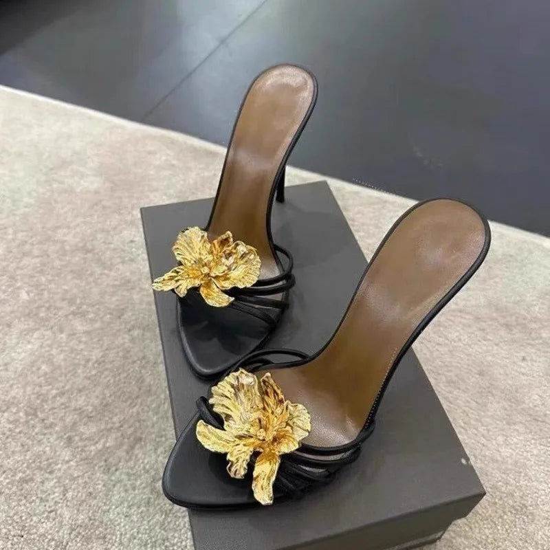 2025 Women's Sandals Slippers Summer Metal Flowers Beautiful Fashion Sandals Women's Stiletto High Heels Black Sandals