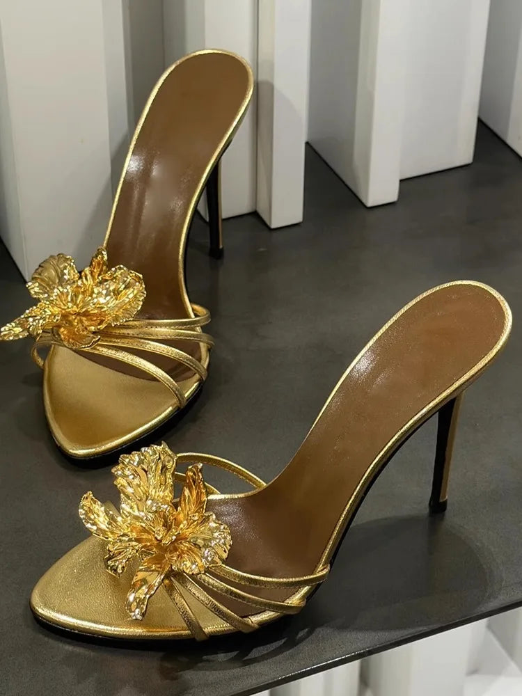 2025 Women's Sandals Slippers Summer Metal Flowers Beautiful Fashion Sandals Women's Stiletto High Heels Black Sandals