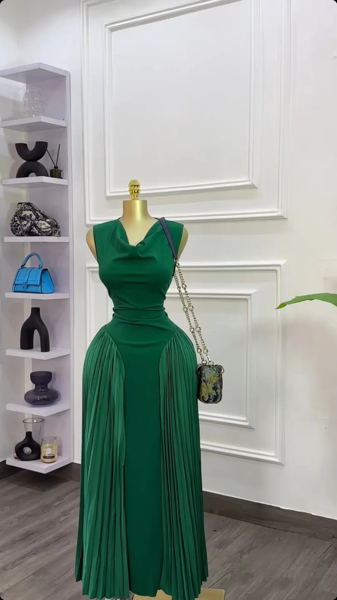 CM.YAYA 2025 Summer Elegant Sleeveless Sweet V-Neck Floor-Length Long Women Dress Beach Party Evening Sexy Pleated Dresses