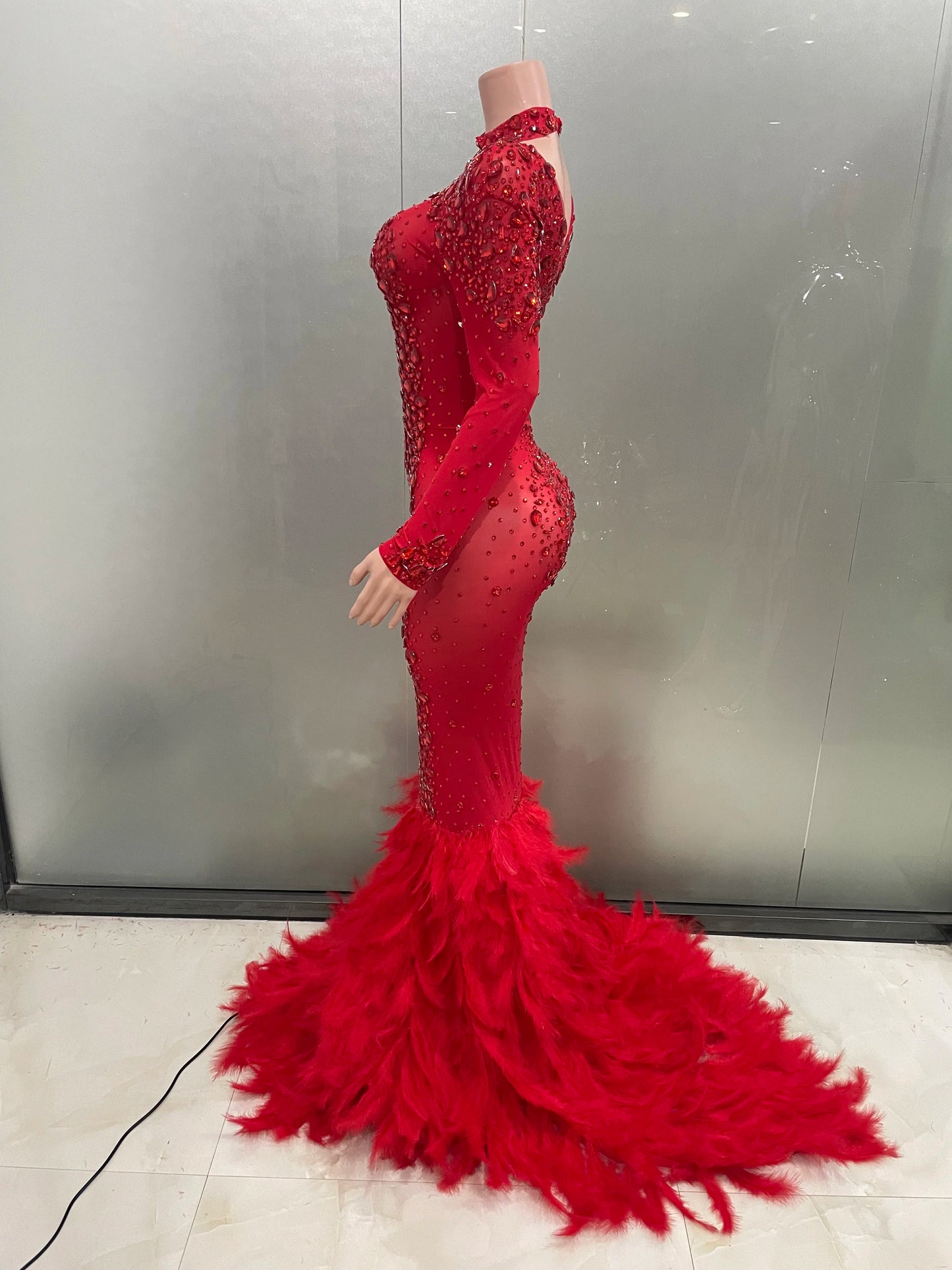 Luxury Sparkling Red Crystals Feathers Mermaid Long Sleeve Maxi Dress Women Formal Occasions Wedding Celebrate Party Prom Gown